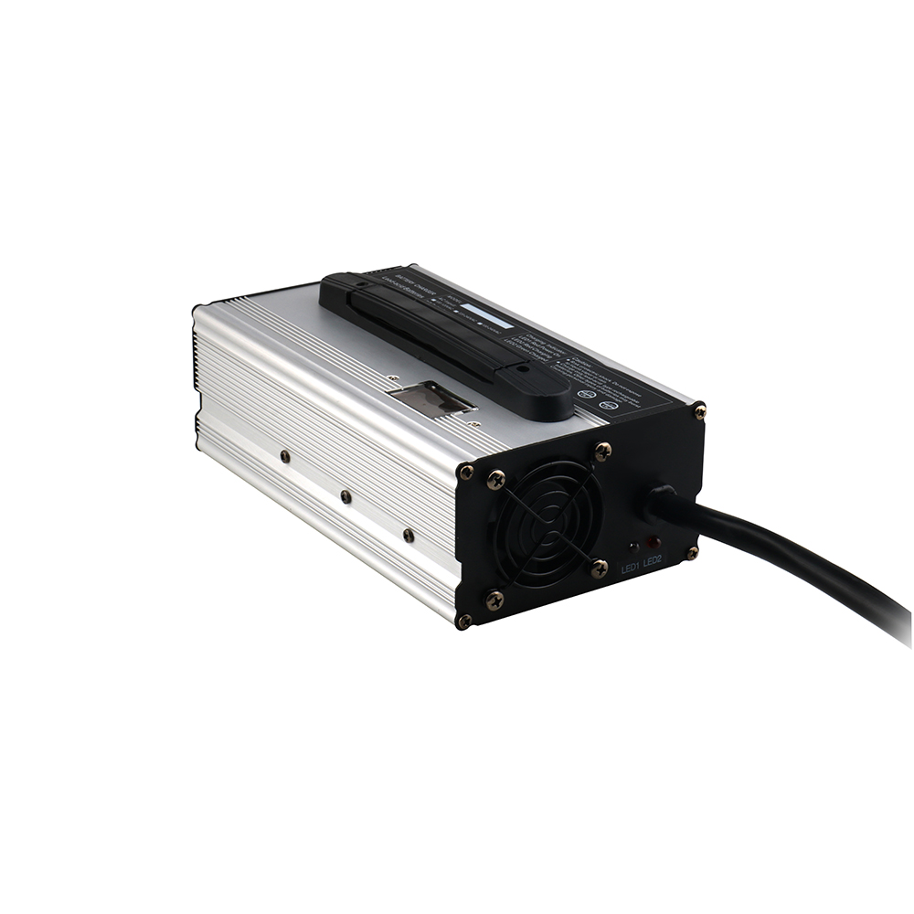 Chargeur rapide LiFePO4 DL900  - Ev Charger avis et prix